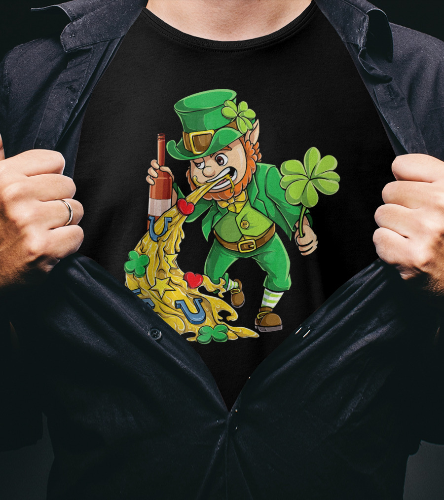 St Patricks Day Leprechaun Pouring Shamrocks Hearts Horseshoes And Stars T-Shirt