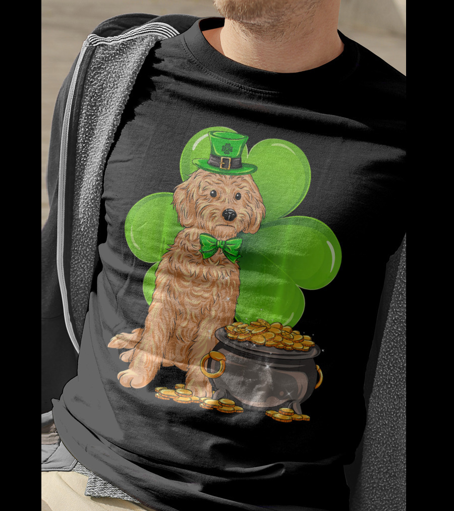 Cockapoo St Patricks Day Leprechaun Dog With Shamrock And Pot Of Gold T-Shirt