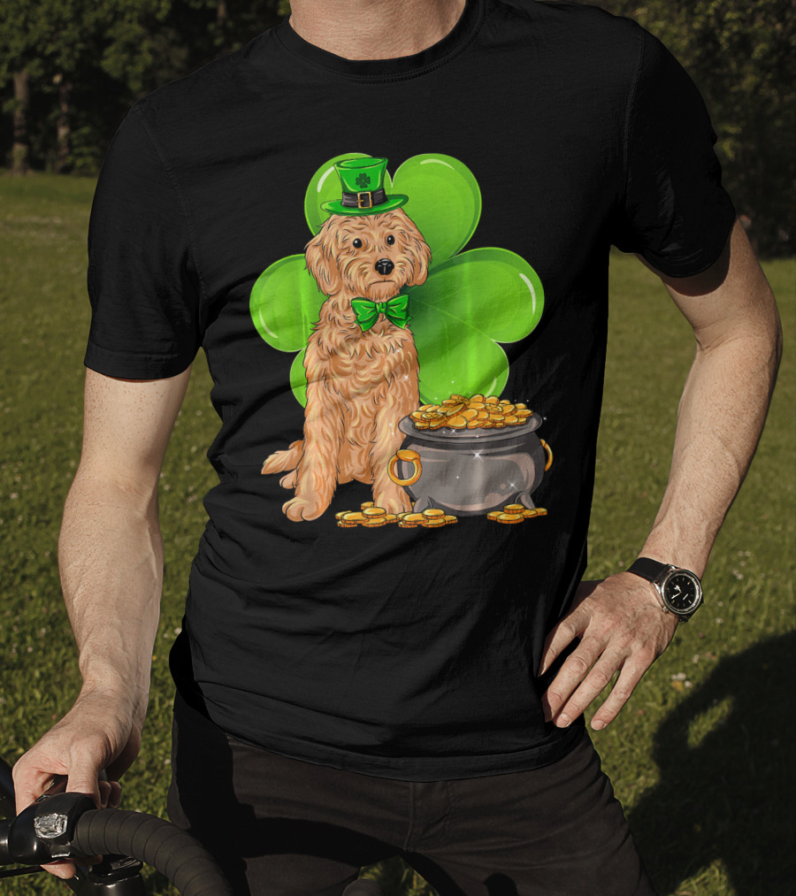Cockapoo St Patricks Day Leprechaun Dog With Shamrock And Pot Of Gold T-Shirt