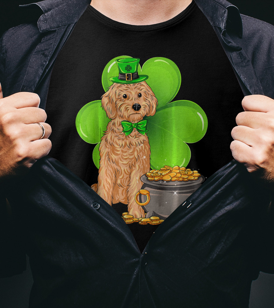 Cockapoo St Patricks Day Leprechaun Dog With Shamrock And Pot Of Gold T-Shirt
