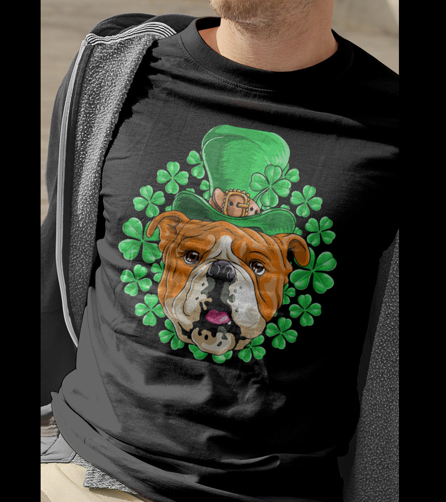 English Bulldog In Leprechaun Hat With Clover Background T-Shirt