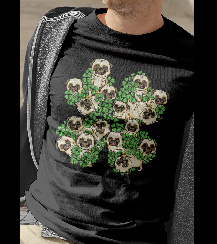 Pug St. Patricks Day Irish Pug Shamrock Clover Pugs T-Shirt