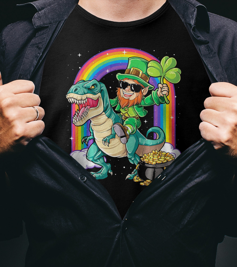 Leprechaun Riding Dinosaur T-Rex Shamrock Rainbow Pot Of Gold St Pat's Day T-Shirt