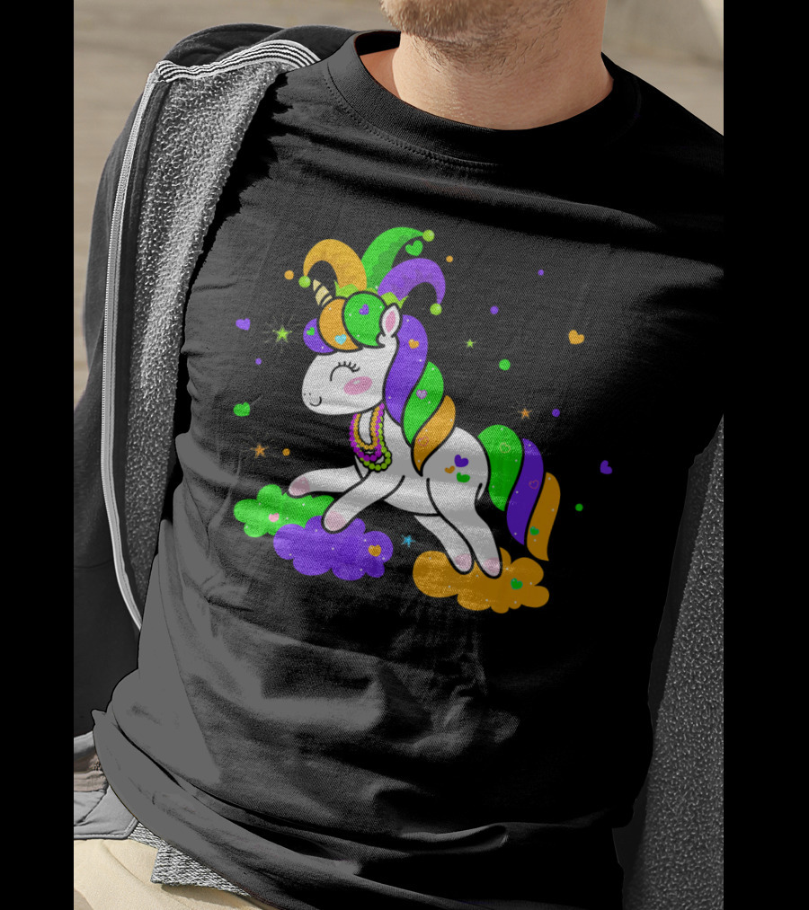 Unicorn Mardi Gras Party Rainbow Mask Beads T-Shirt