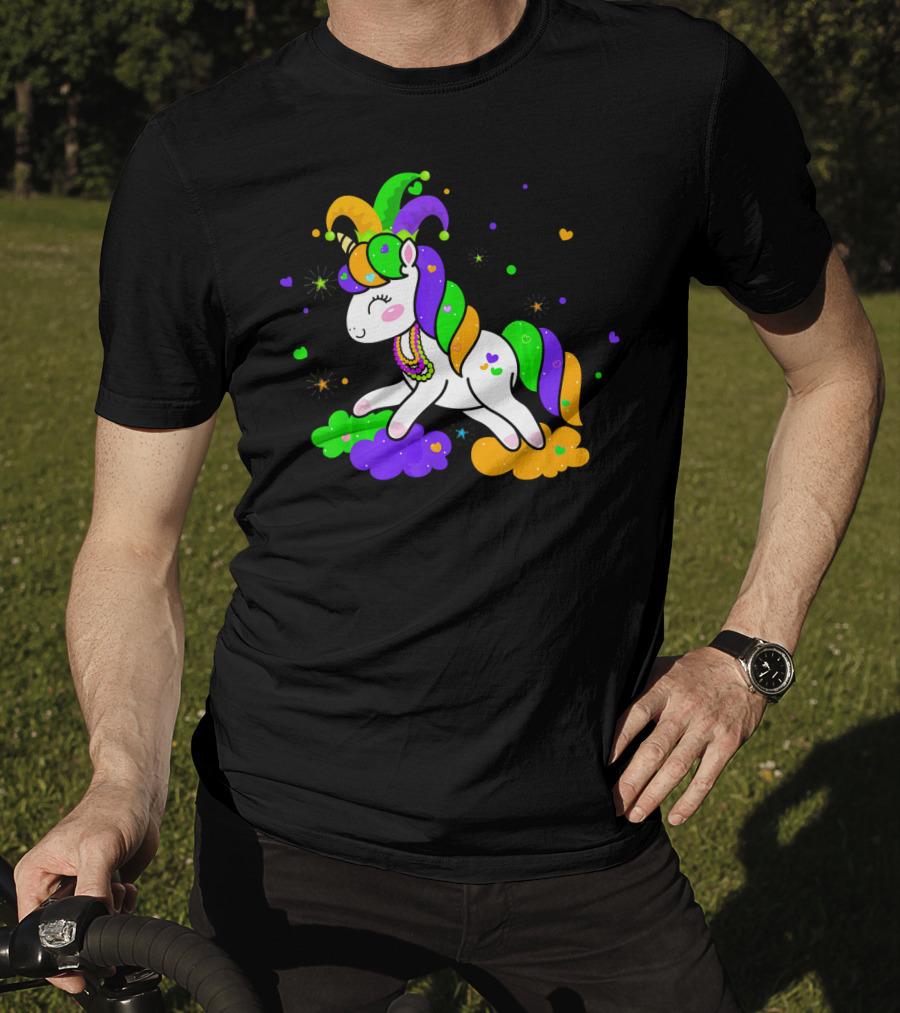 Unicorn Mardi Gras Party Rainbow Mask Beads T-Shirt