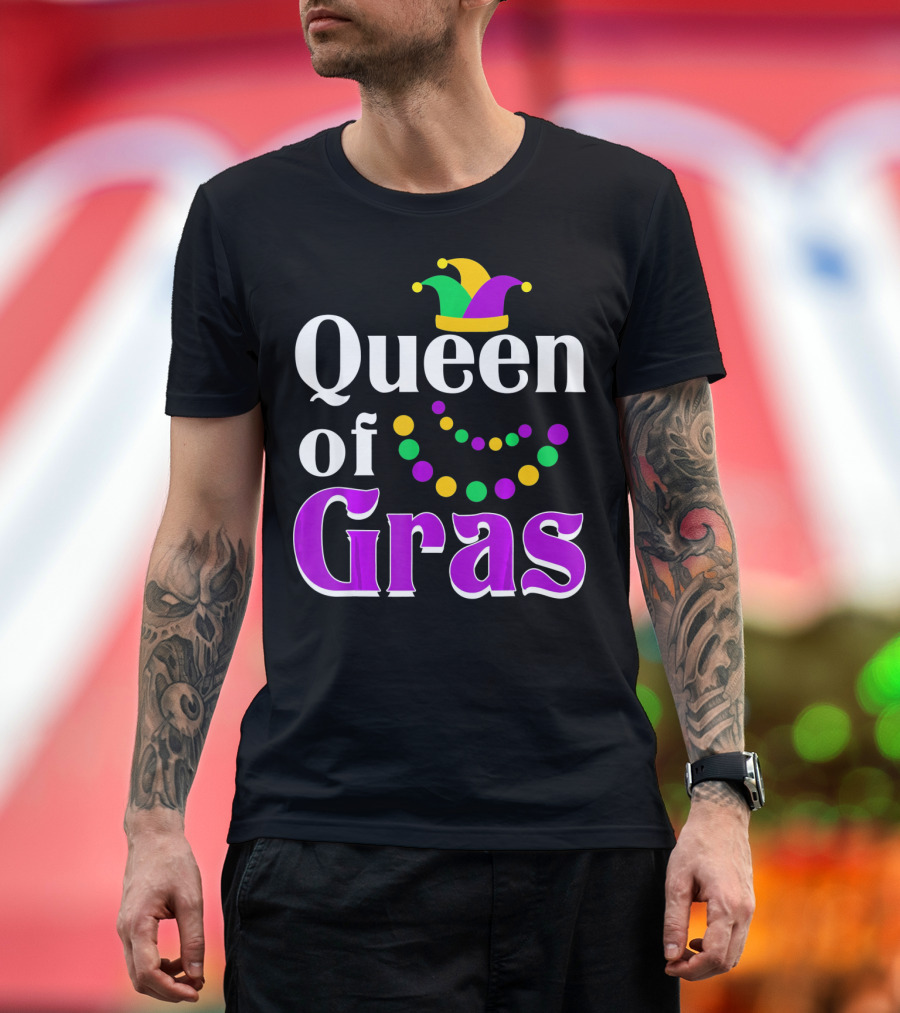 Queen Of Gras Funny Mardi Gras Beads And Jester Hat T-Shirt