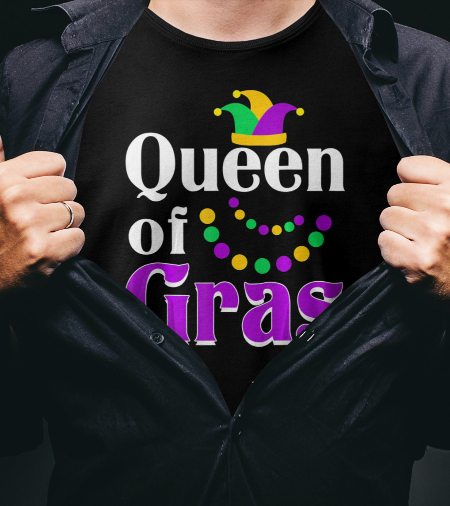 Queen Of Gras Funny Mardi Gras Beads And Jester Hat T-Shirt