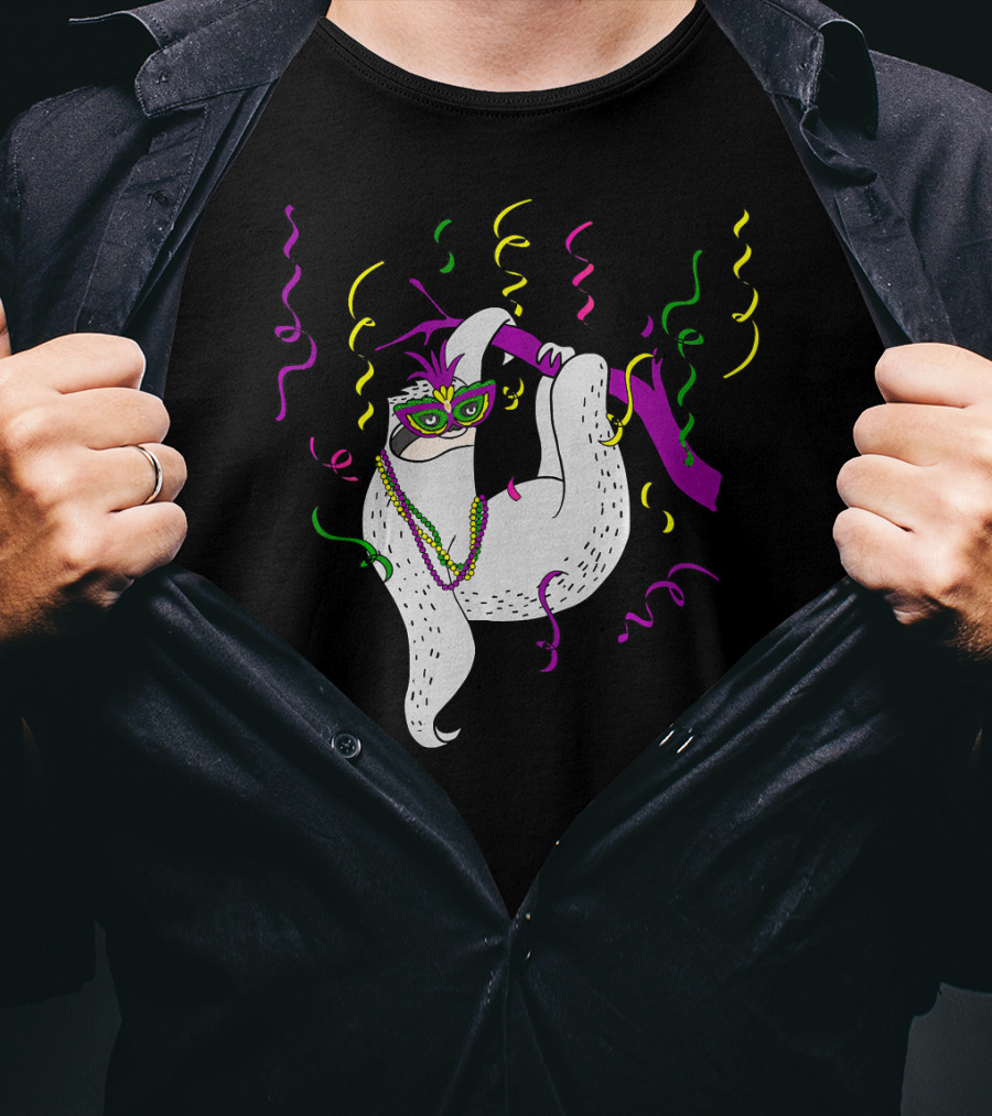 Sloth Mardi Gras Colorful Mask And Beads T-Shirt