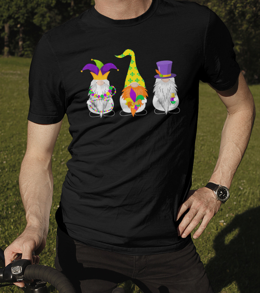 Cute Nordic Three Gnomes Mardi Gras Jester Beads Hats Fleur-de-Lis T-Shirt