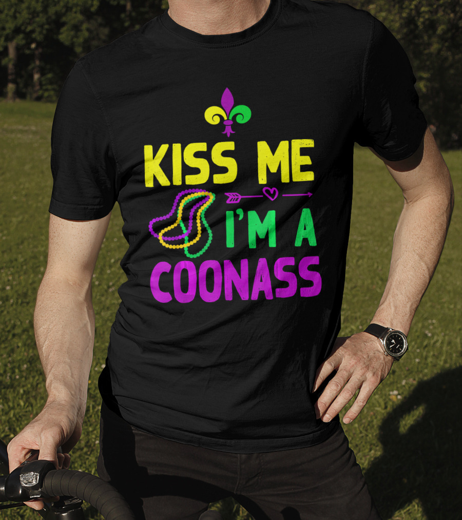 Kiss Me I'm A Coonass Mardi Gras Fleur-de-Lis Beads T-Shirt