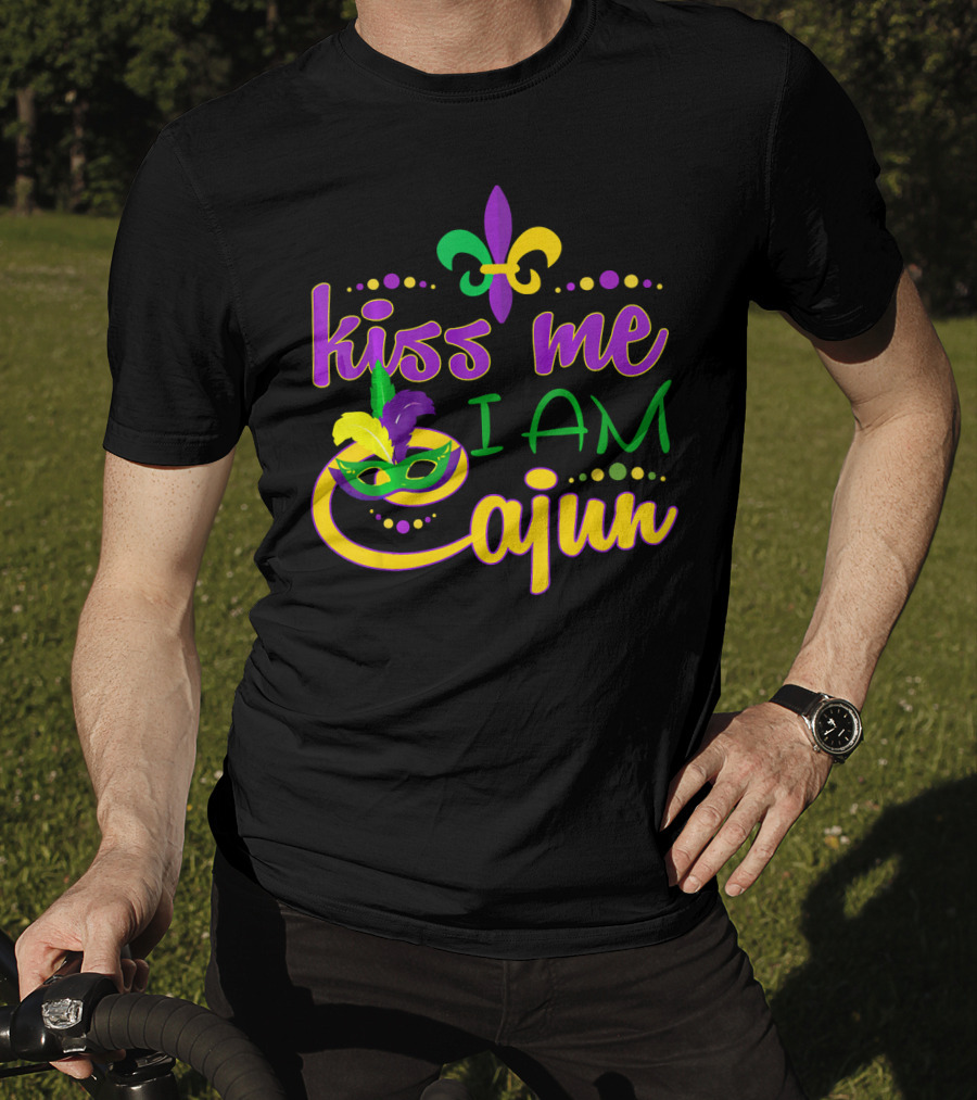 Kiss Me I Am Cajun Mardi Gras Mask Fleur De Lis T-Shirt
