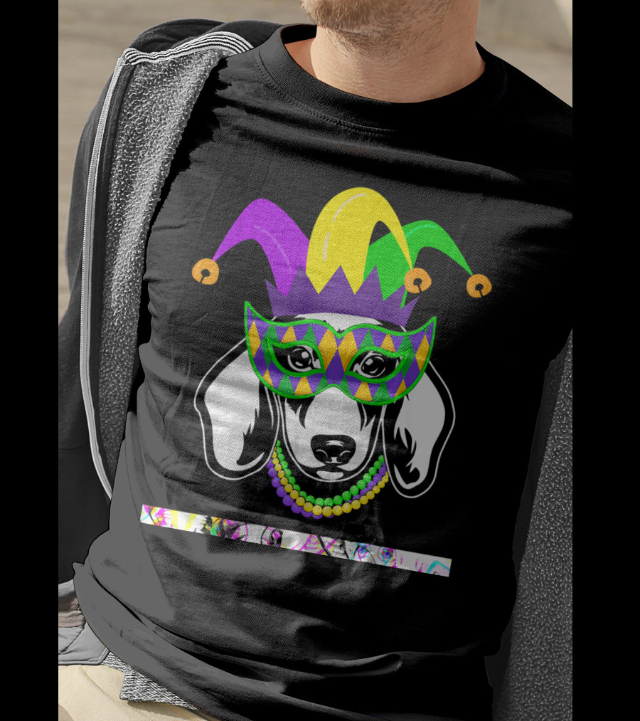 Mardi Gras Dachshund Jester Mask Beads Dogs Love T-Shirt