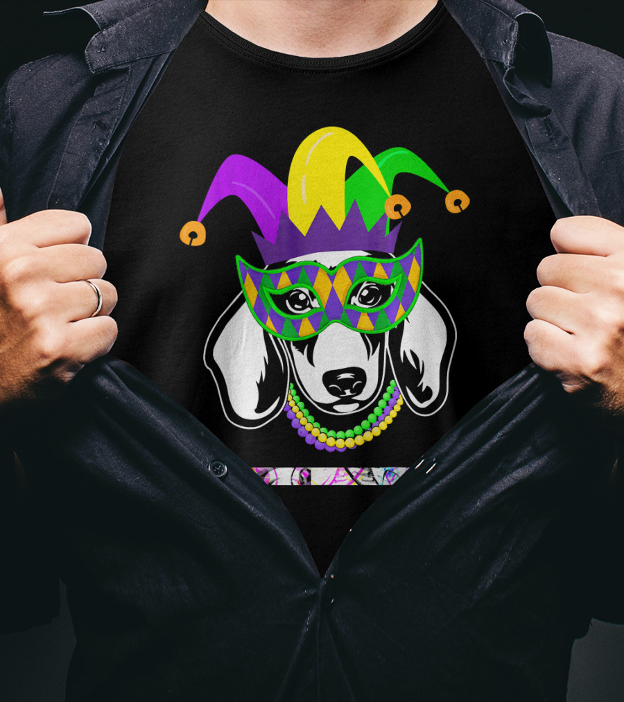 Mardi Gras Dachshund Jester Mask Beads Dogs Love T-Shirt