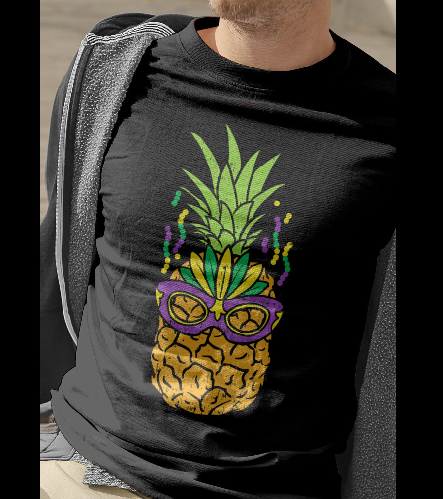 Pineapple Jester Mask Mardi Gras Fruit Funny Cool T-Shirt