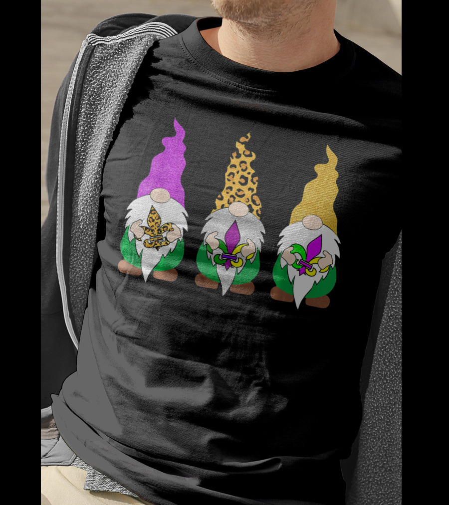 Mardi Gras Festival Colors Glitter Leopard Pattern Gnomes With Fleur-de-Lis T-Shirt
