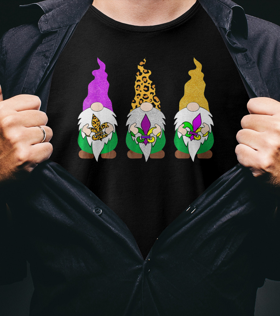 Mardi Gras Festival Colors Glitter Leopard Pattern Gnomes With Fleur-de-Lis T-Shirt