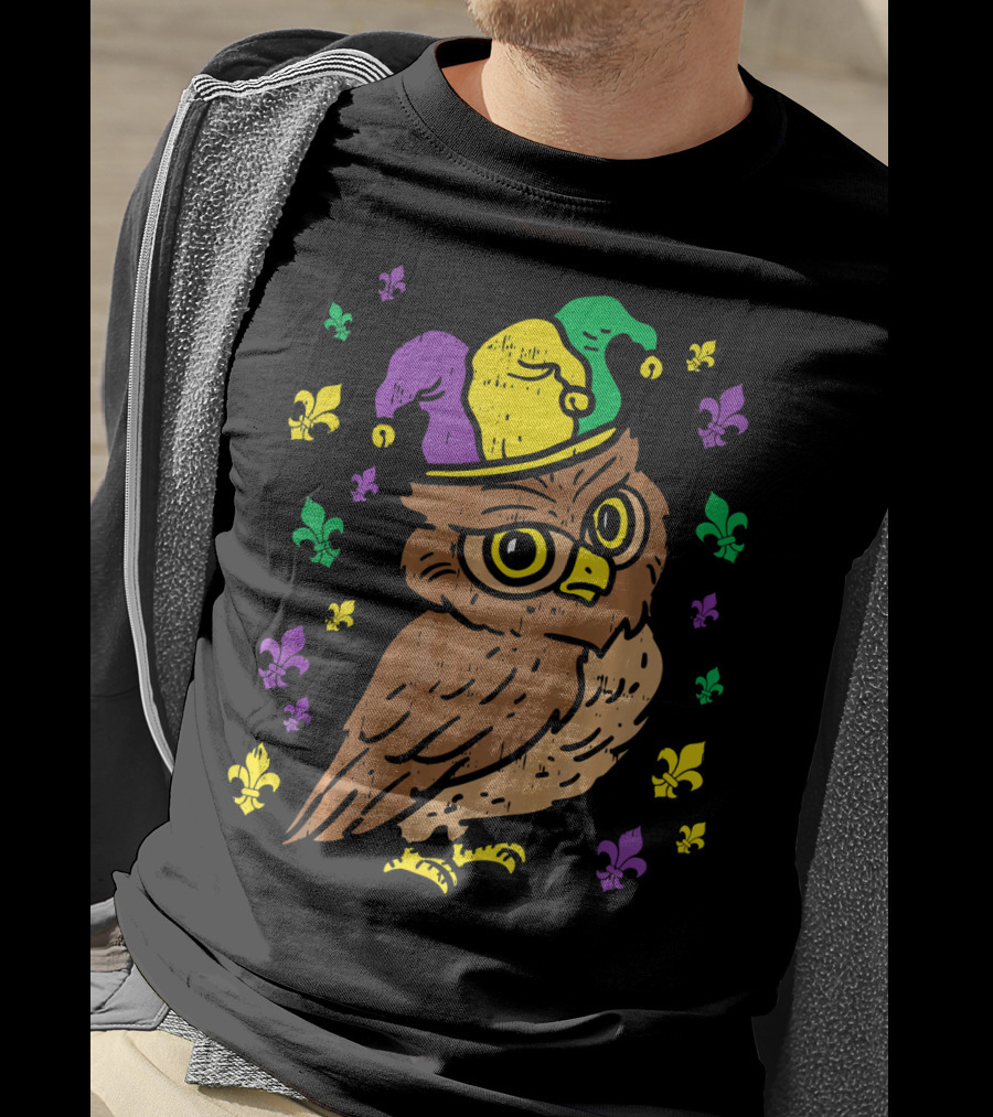Jester Owl Mardi Gras Bird Animal Lover T-Shirt