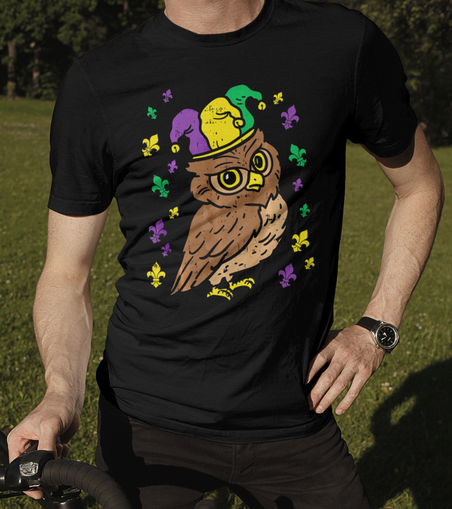 Jester Owl Mardi Gras Bird Animal Lover T-Shirt