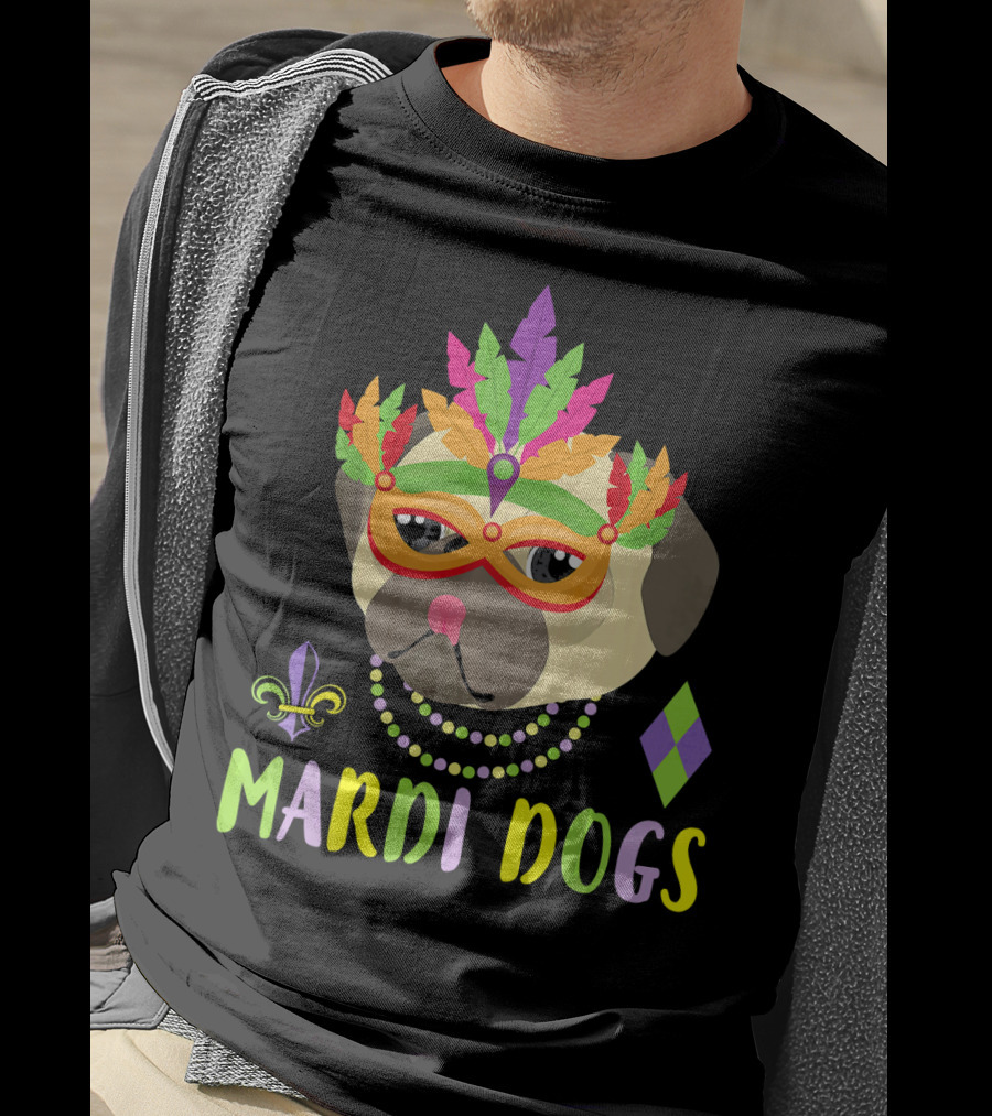 Pug Dog Mardi Gras Beads Mask Fleur De Lis Mardi Dogs Masquerade Costume T-Shirt