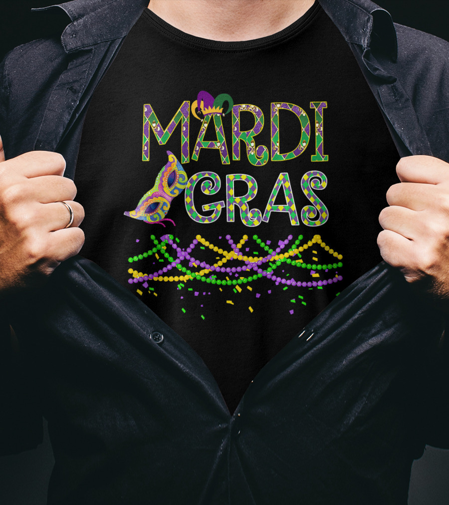 Mardi Gras Party Beads And Mask T-Shirt