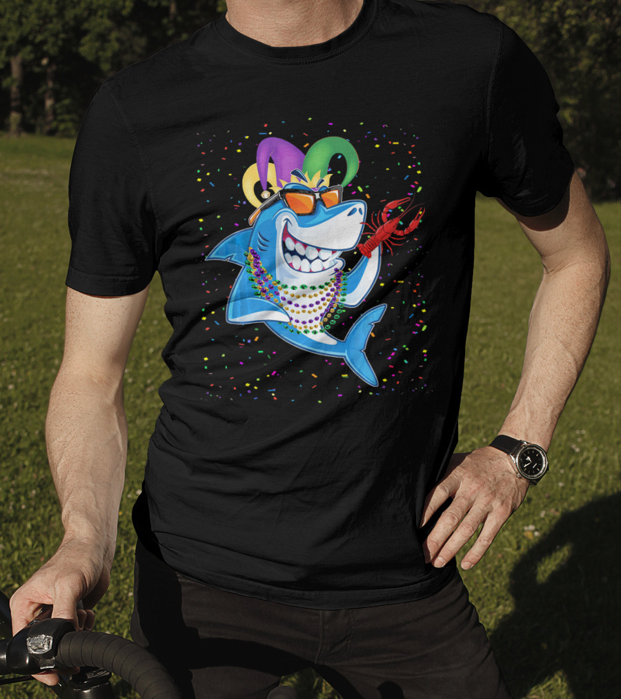 Funny Shark Mardi Gras Jester Beads Crawfish T-Shirt