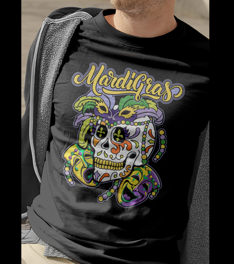 Mardi Gras Sugar Skull With Beads And Mask T-Shirt
