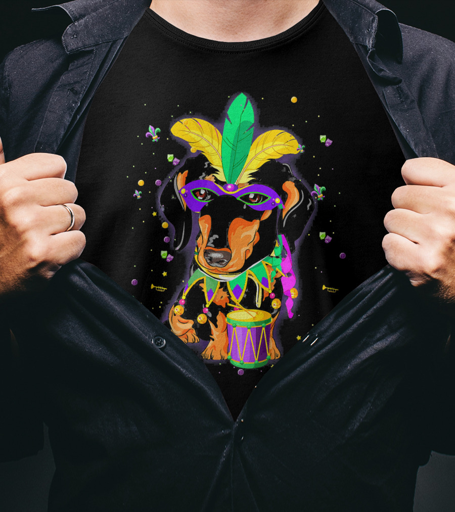 Cute Dachshund In Mardi Gras Mask With Drum And Feathers T-Shirt