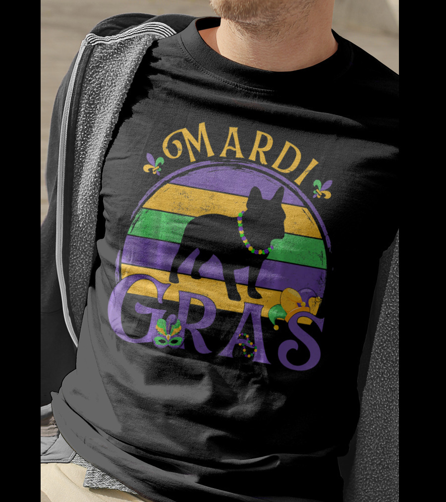 Mardi Gras French Bulldog Beads Festive Celebration Fleur-de-Lis T-Shirt