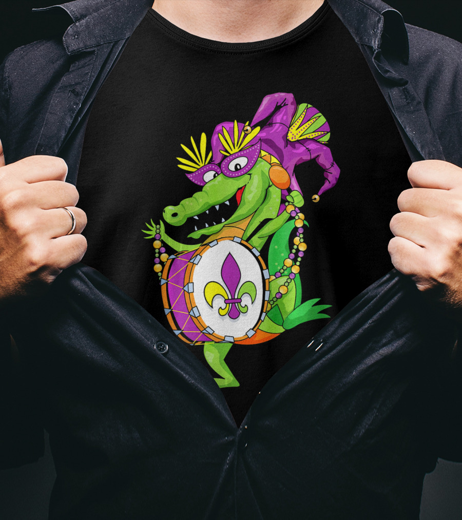 Cute Mardi Gras Alligator Jester Hat Drum Beads Fleur-de-Lis T-Shirt