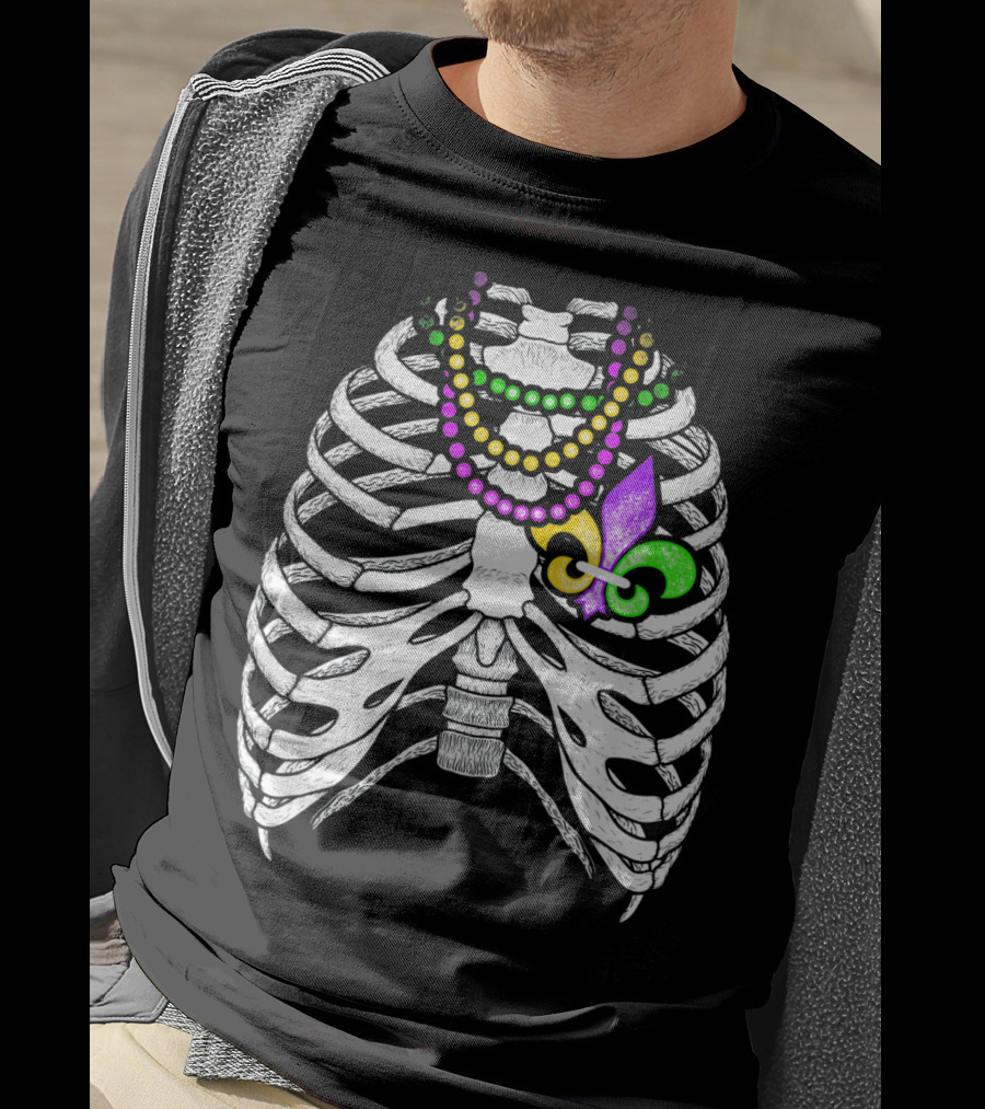 Mardi Gras Beads Skeleton Fleur De Lis Ribcage Heart T-Shirt
