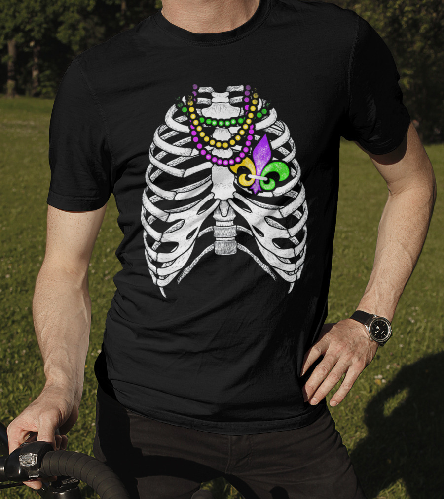 Mardi Gras Beads Skeleton Fleur De Lis Ribcage Heart T-Shirt