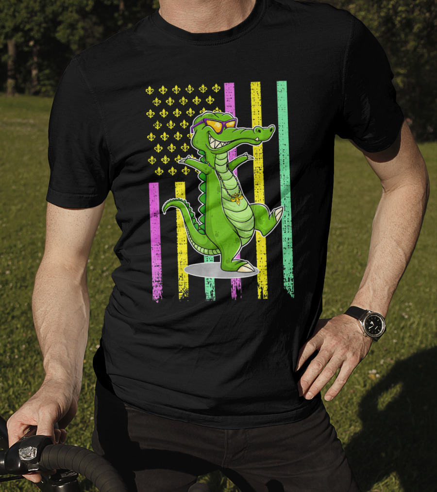 Mardi Gras Alligator With Sunglasses And Flag Background T-Shirt