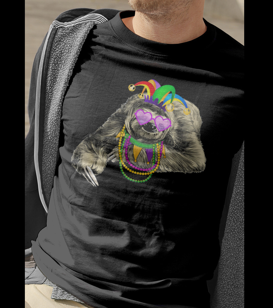 Funny Mardi Gras Jester Sloth With Beads And Mask T-Shirt