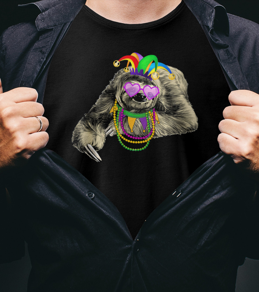 Funny Mardi Gras Jester Sloth With Beads And Mask T-Shirt