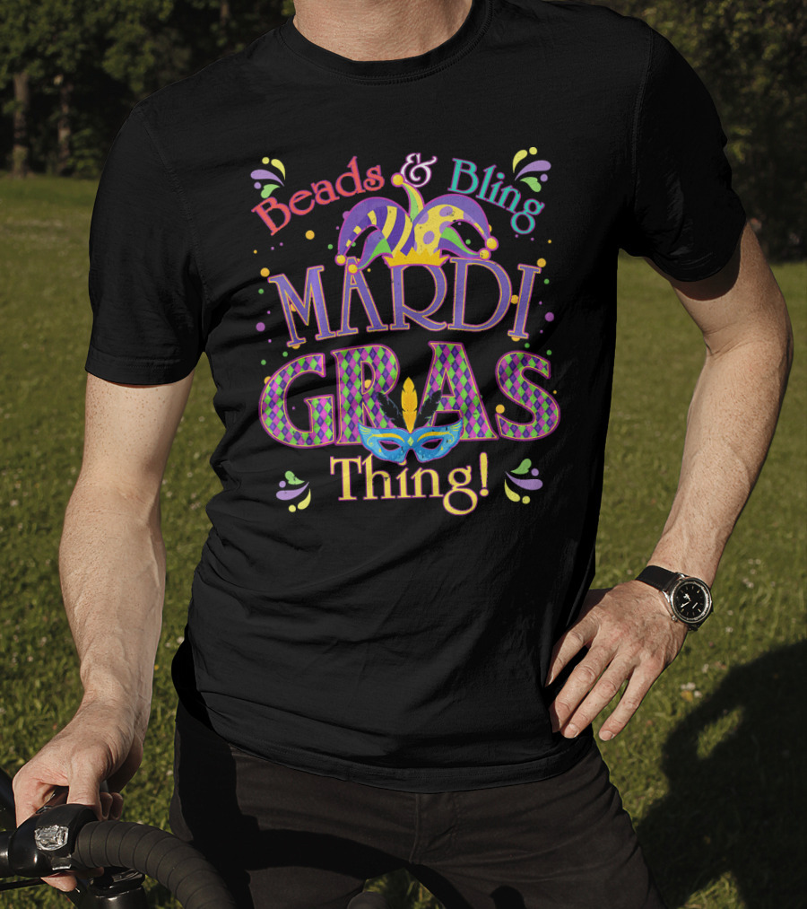 Beads And Bling Mardi Gras Thing Jester Hat Mask Confetti T-Shirt