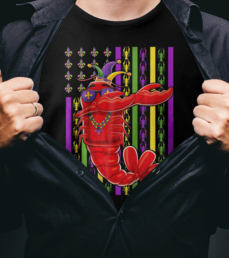 Funny Mardi Gras Crawfish Dabbing Americ Jester Hat Beads Fleur-de-Lis Stripes T-Shirt