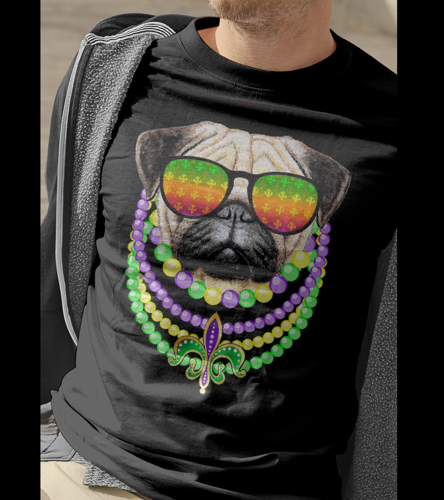 Pug With Beads And Sunglasses Fleur-de-Lis Mardi Gras T-Shirt