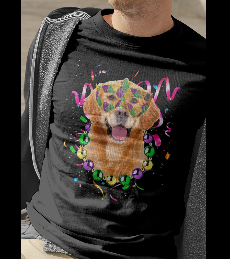Golden Retriever Mardi Gras Mask And Beads T-Shirt