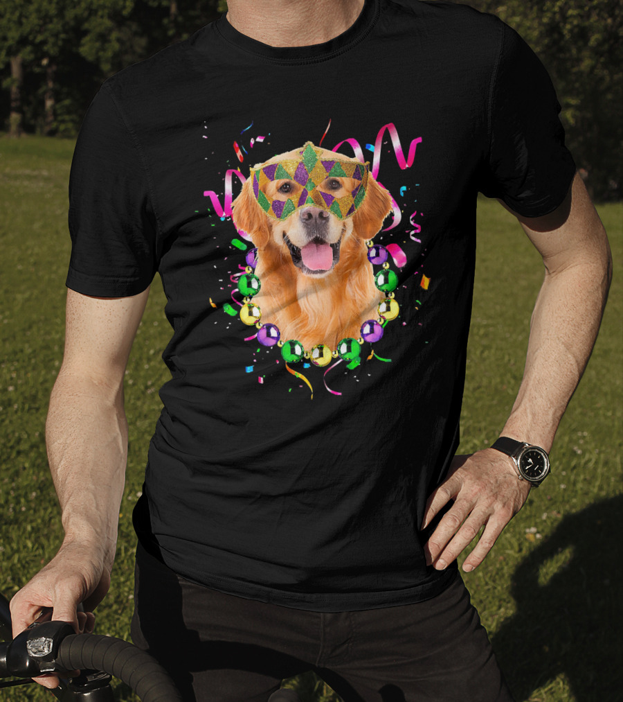 Golden Retriever Mardi Gras Mask And Beads T-Shirt