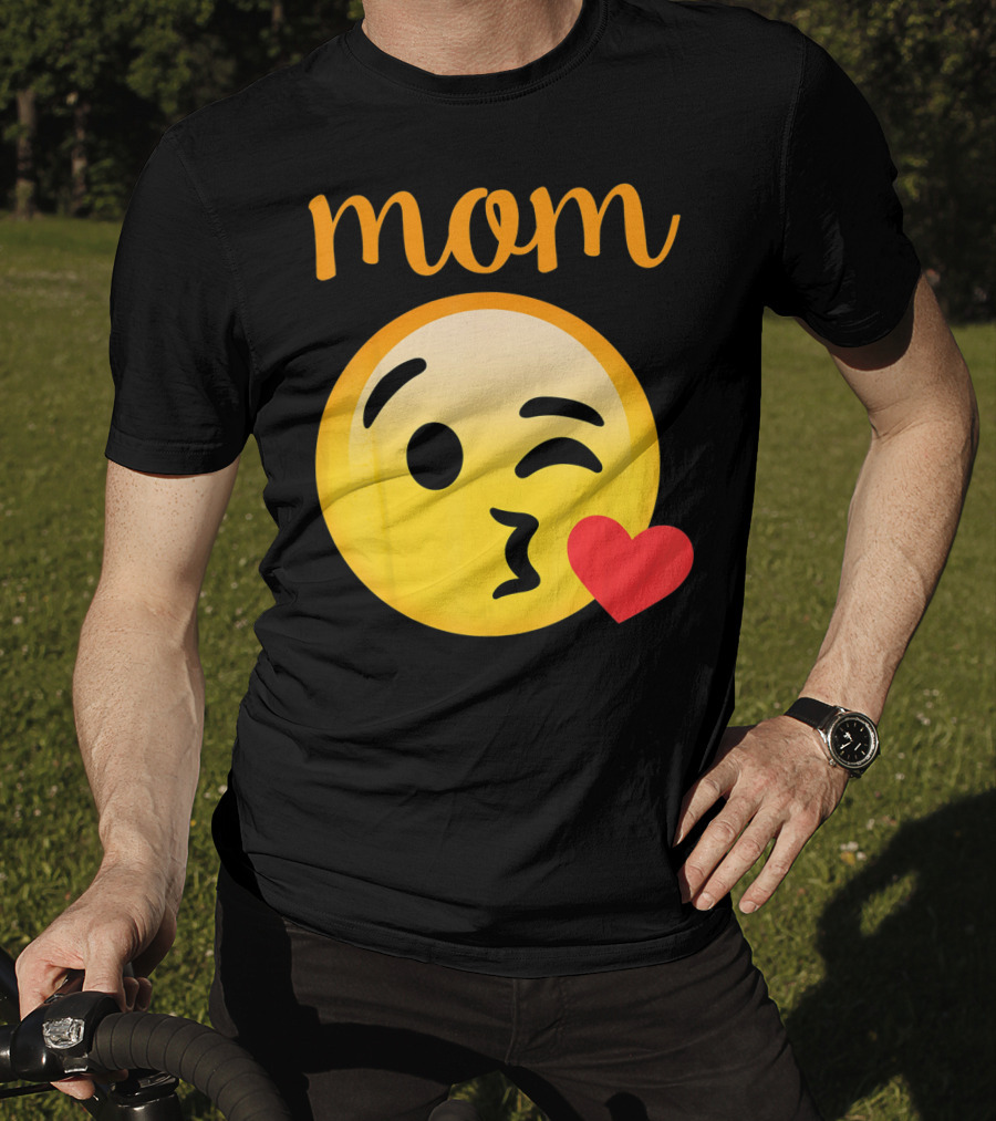 Mom Kissing Emoji Heart Kiss Emoji T-Shirt