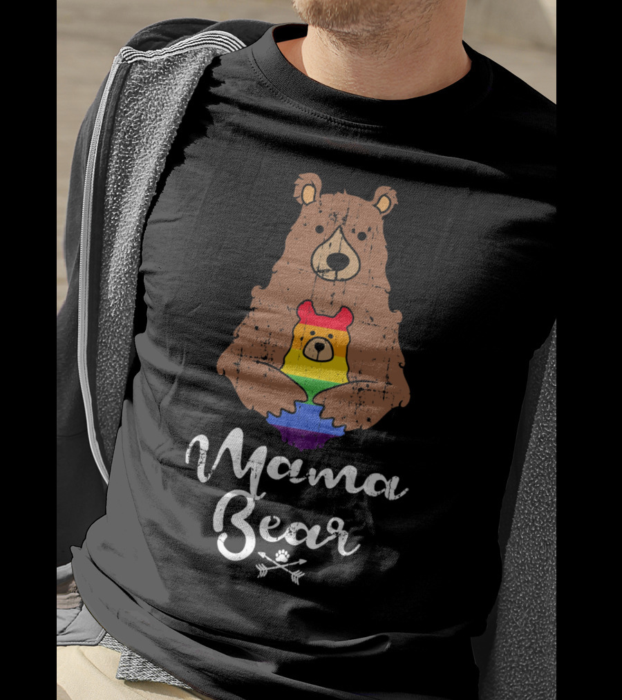 Mama Bear Proud Gay Lesbian Love Pride Bear With Rainbow Colors T-Shirt
