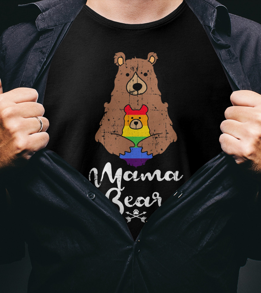 Mama Bear Proud Gay Lesbian Love Pride Bear With Rainbow Colors T-Shirt