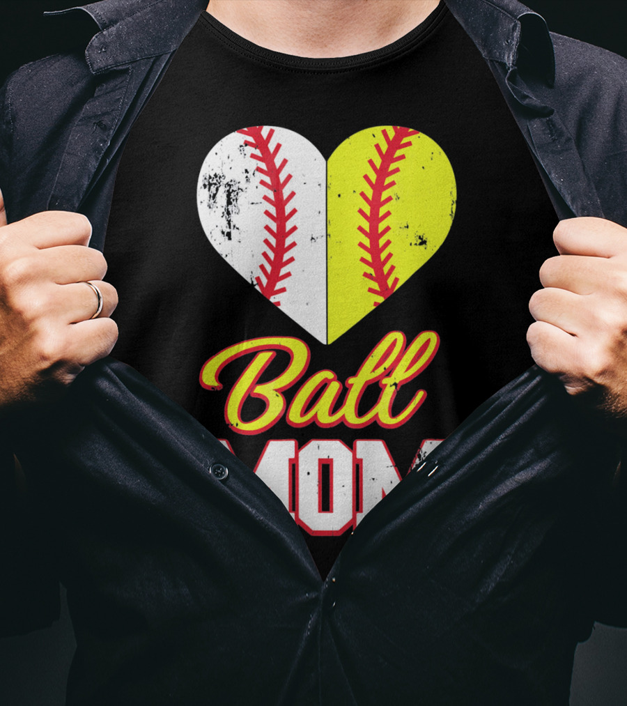 Funny Softball Mom Ball Mom Heart T-Shirt