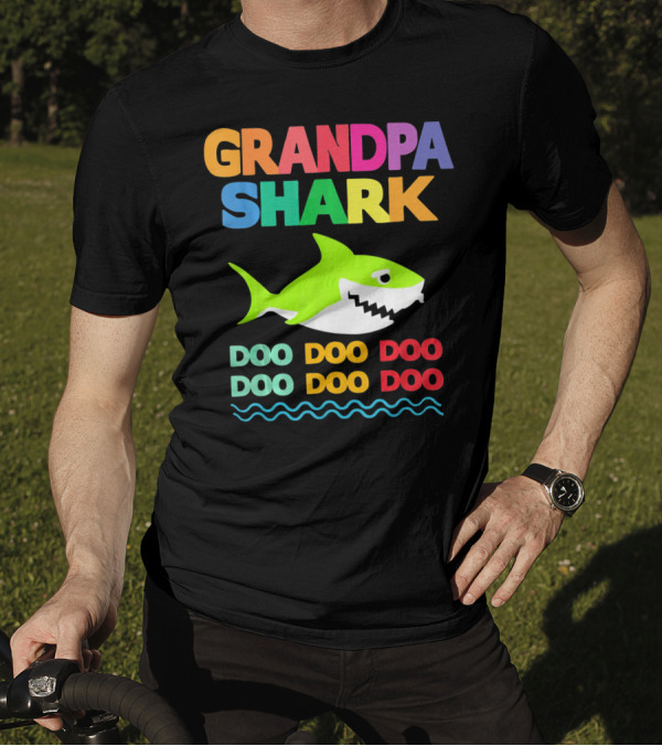 Grandpa Shark Doo Doo Doo Doo Doo T-Shirt