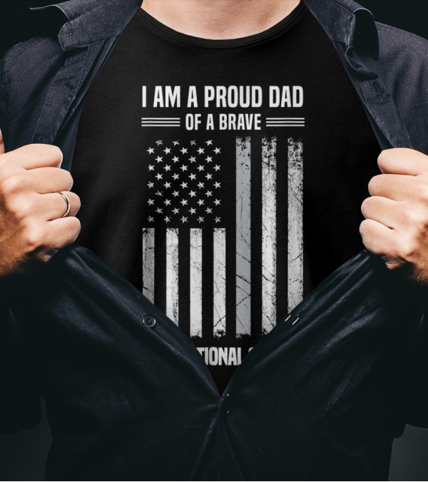 I Am A Proud Dad Of A Brave Correctional Officer Flag T-Shirt