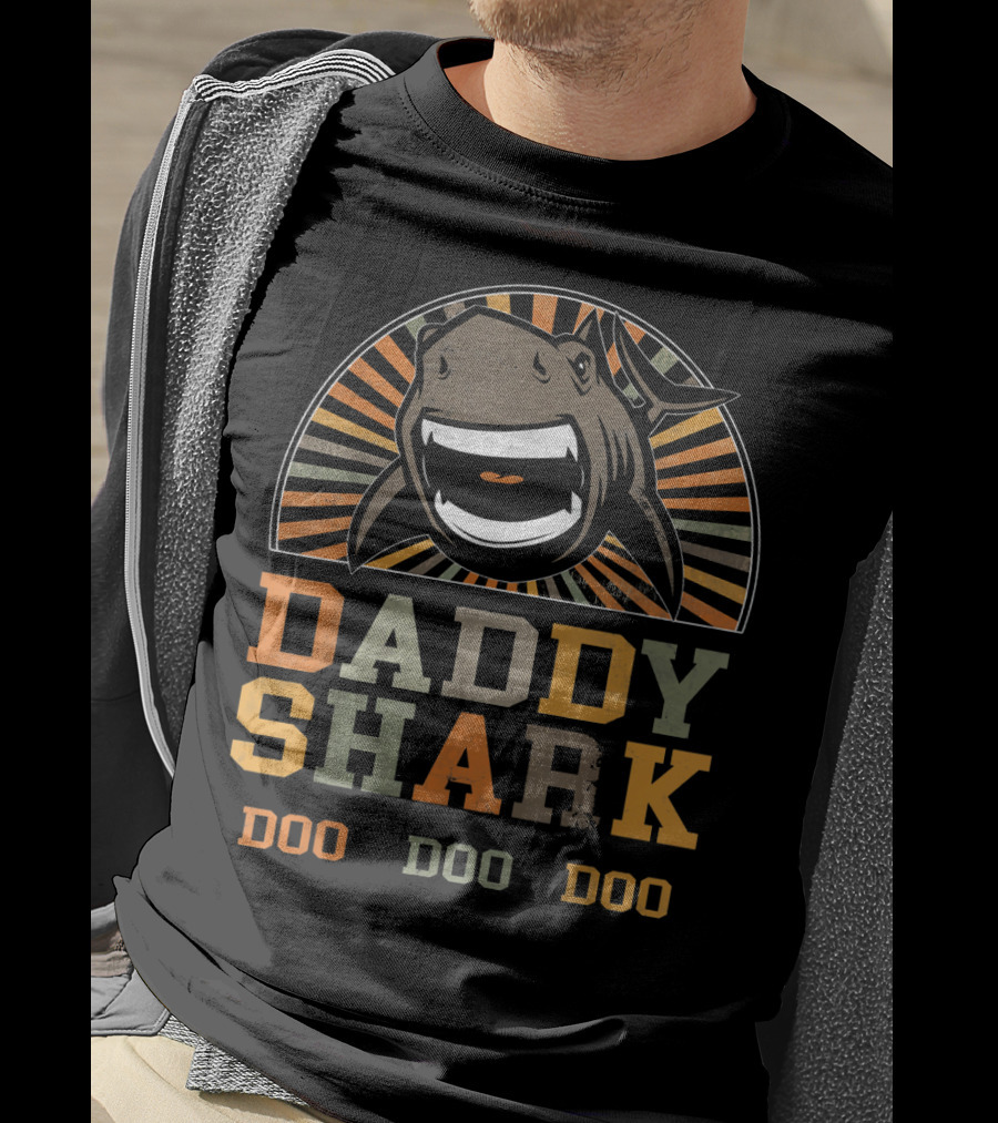 Daddy Shark Doo Doo Doo Mens Retro Shark T-Shirt