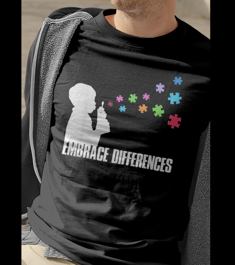 Embrace Differences Support Auti Autism Puzzle Pieces Bubbles T-Shirt
