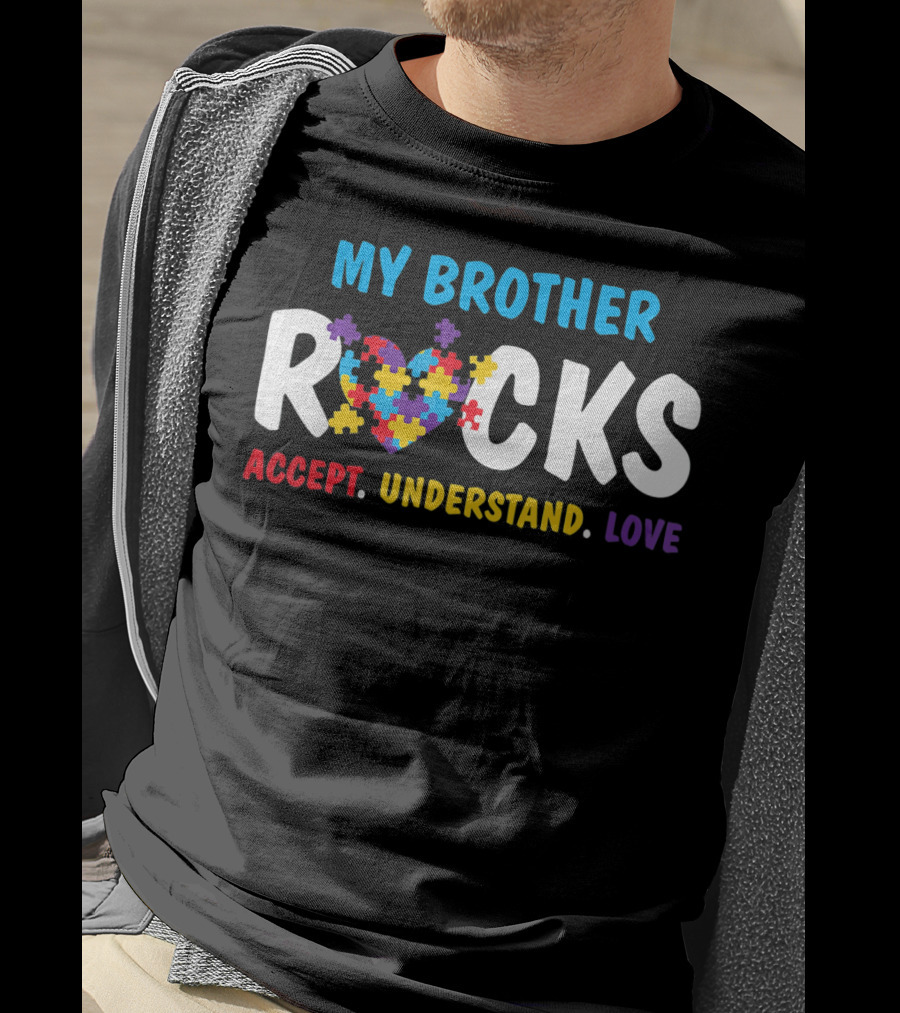 My Brother Rocks Accept Understand Love Puzzle Heart Autism Awareness T-Shirt