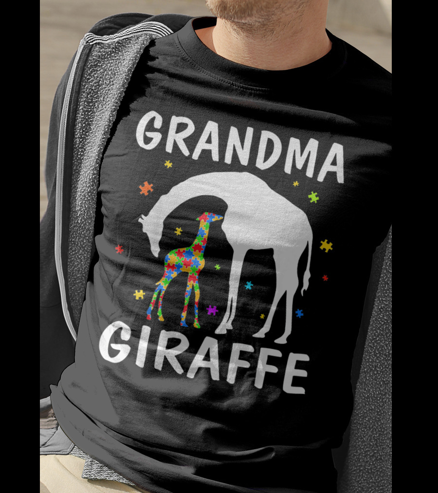 Grandma Giraffe Autism Awareness T-Shirt