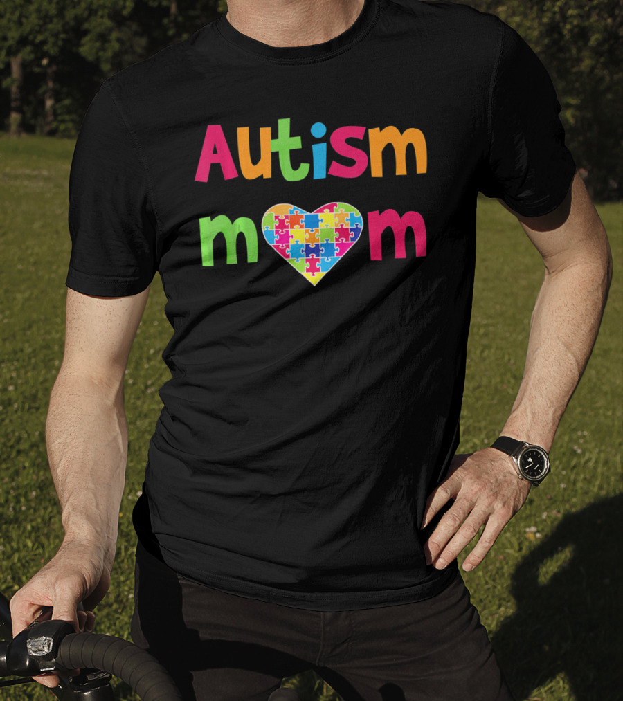 Autism Mom Heart Puzzle Autistic Awareness T-Shirt